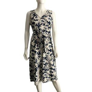 Signature By Robbie Bee Hibiscus Print Jumpsuit 6